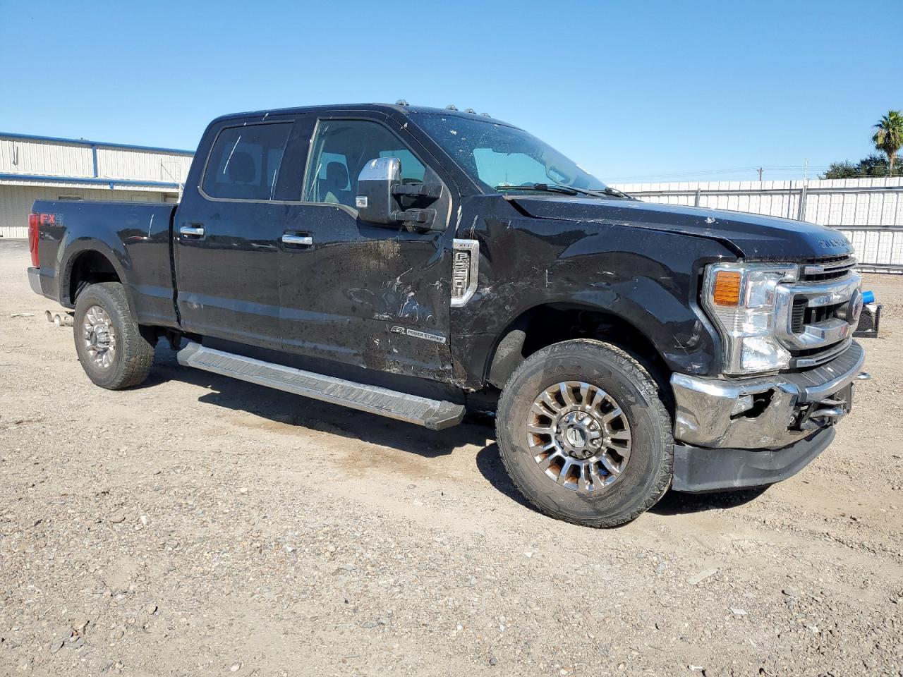 2022 Ford F250 Super Duty - Фото 4