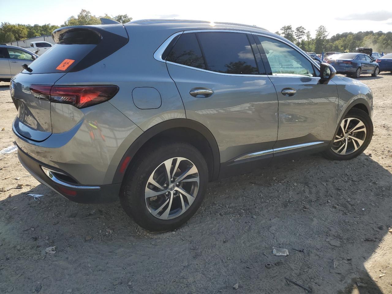 2023 Buick Envision Essence - Фото 3