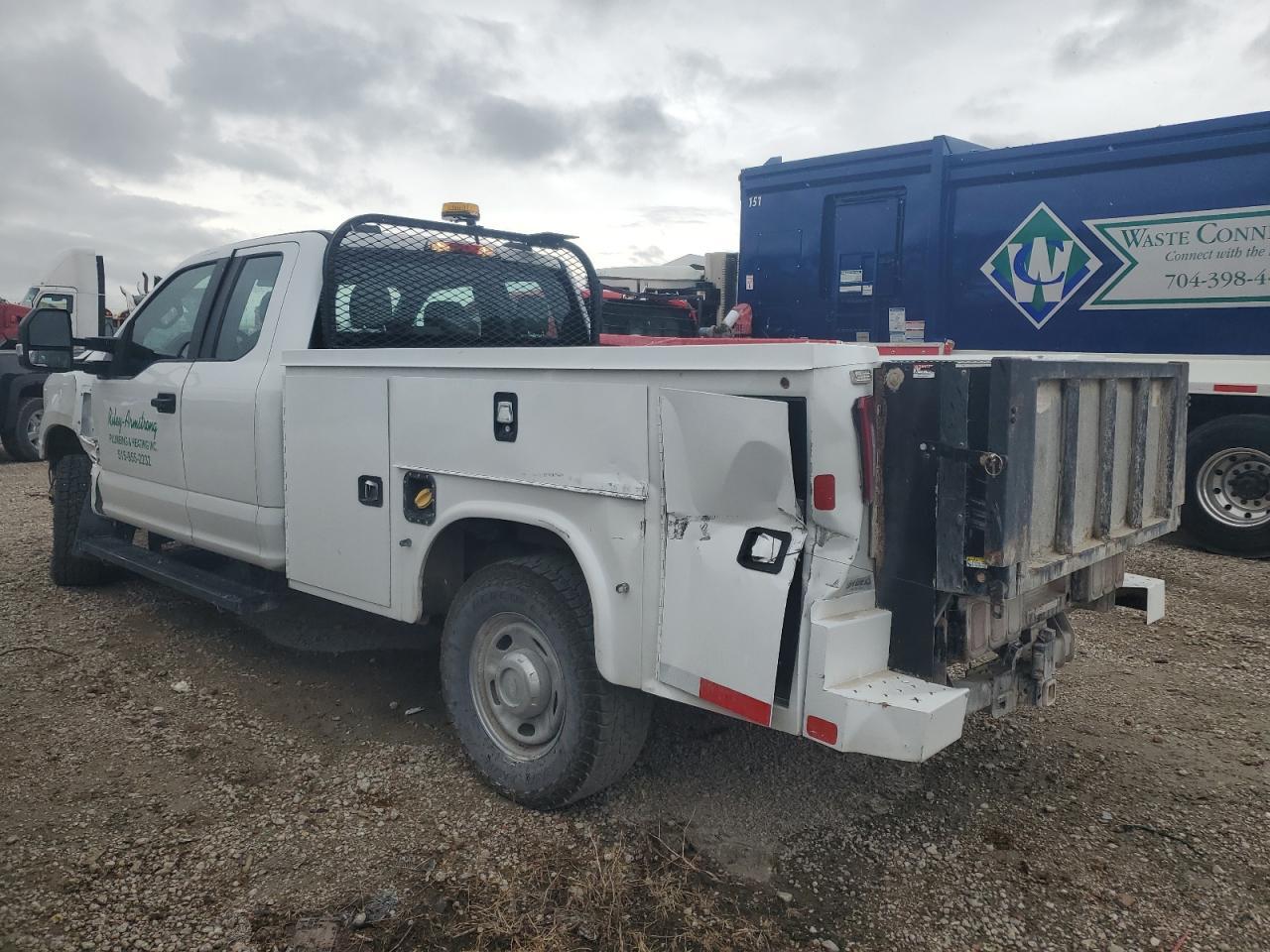 2020 Ford F250 Super Duty - Фото 2