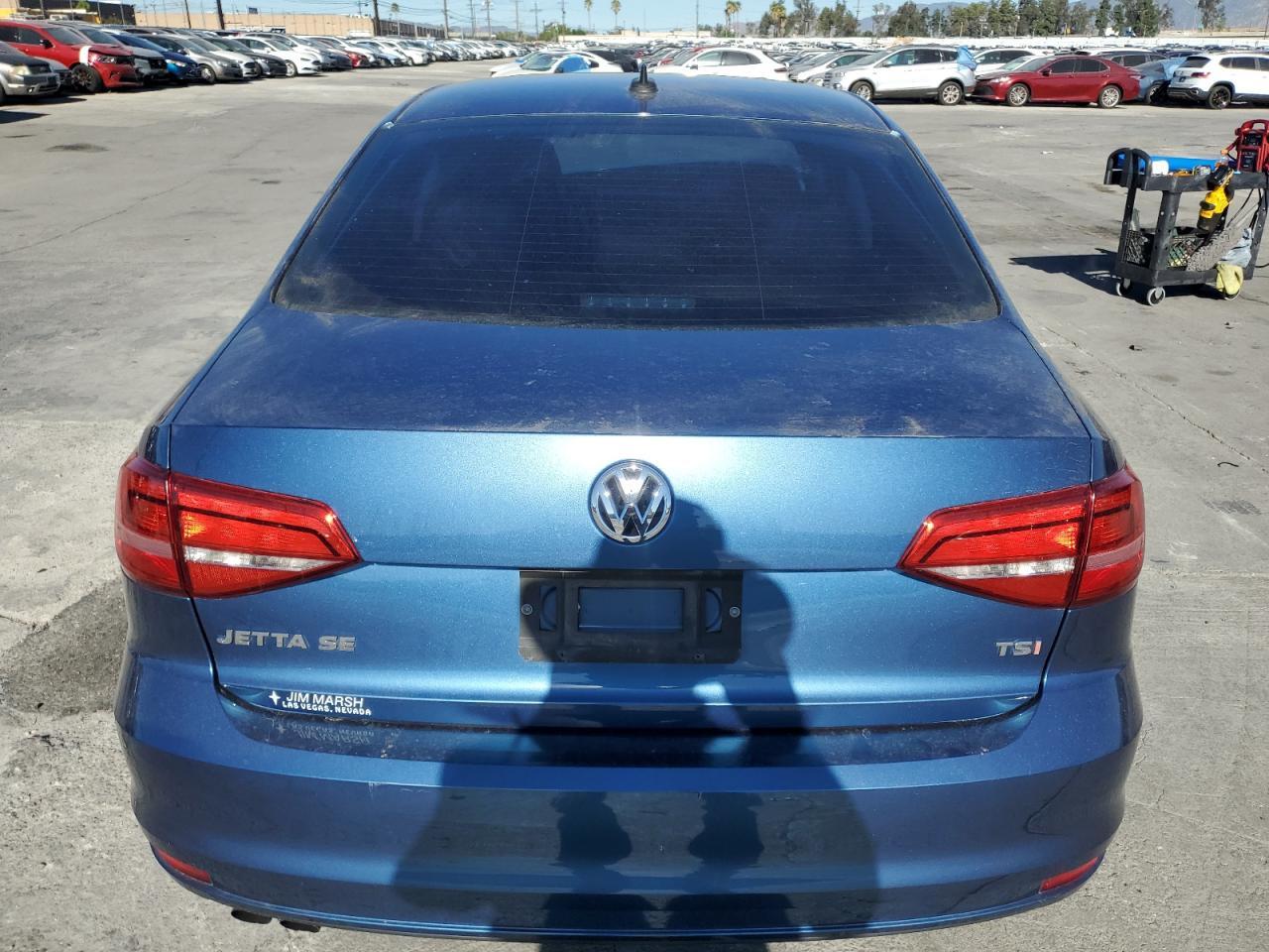 2015 Volkswagen Jetta Se - Image 6