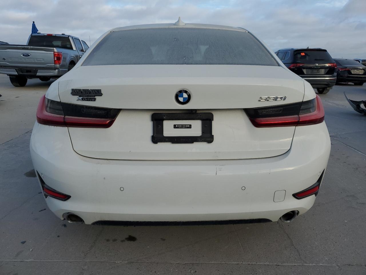 2021 BMW 330Xi - Image 6