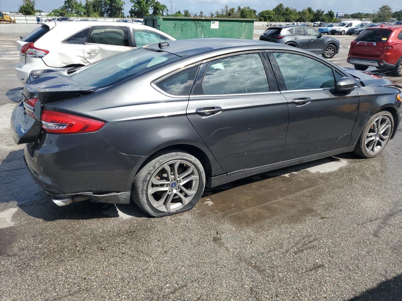 2017 Ford Fusion Se - Фото 3