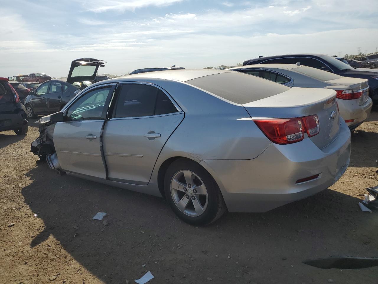 2013 Chevrolet Malibu Ls - Фото 2