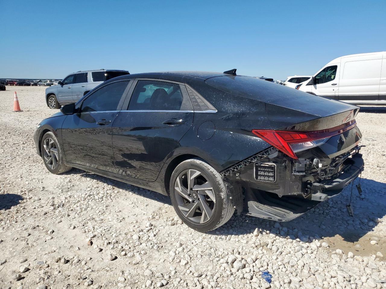 2024 Hyundai Elantra Sel - Фото 2