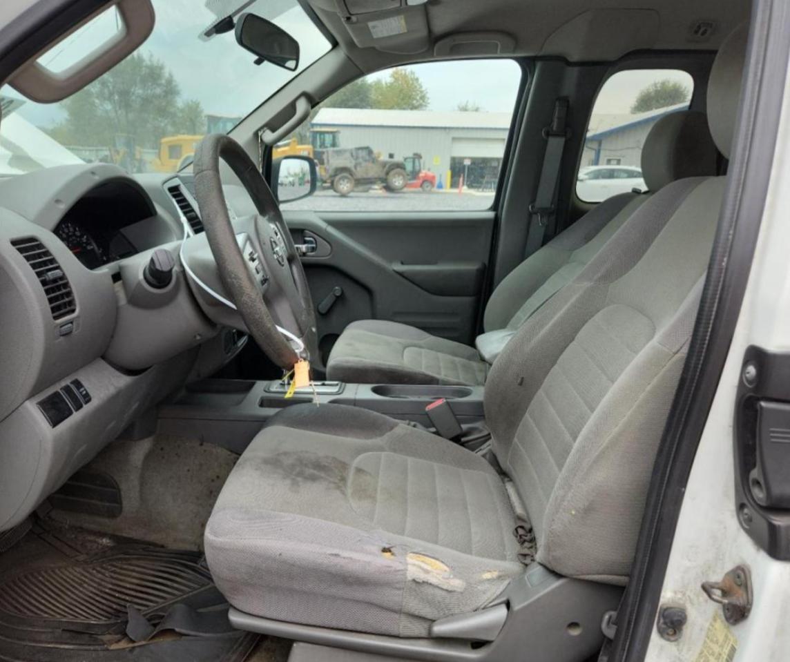 2015 Nissan Frontier S - Фото 7