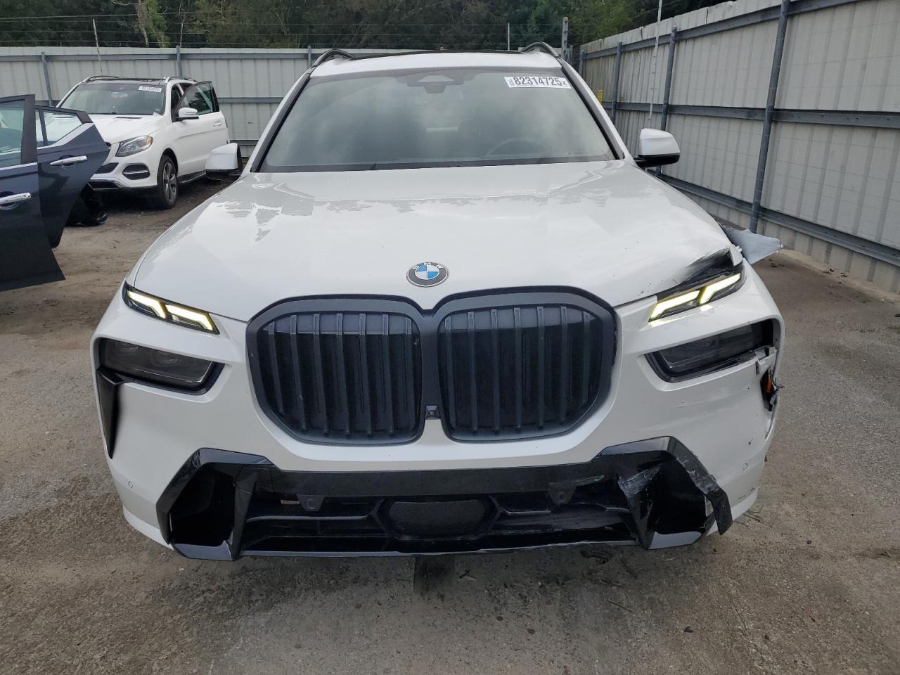 2023 BMW X7 xDrive40I - Фото 5