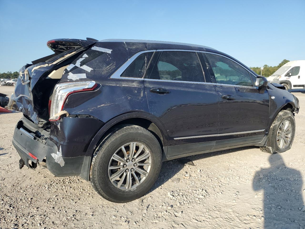 2018 Cadillac Xt5 Luxury - Image 3