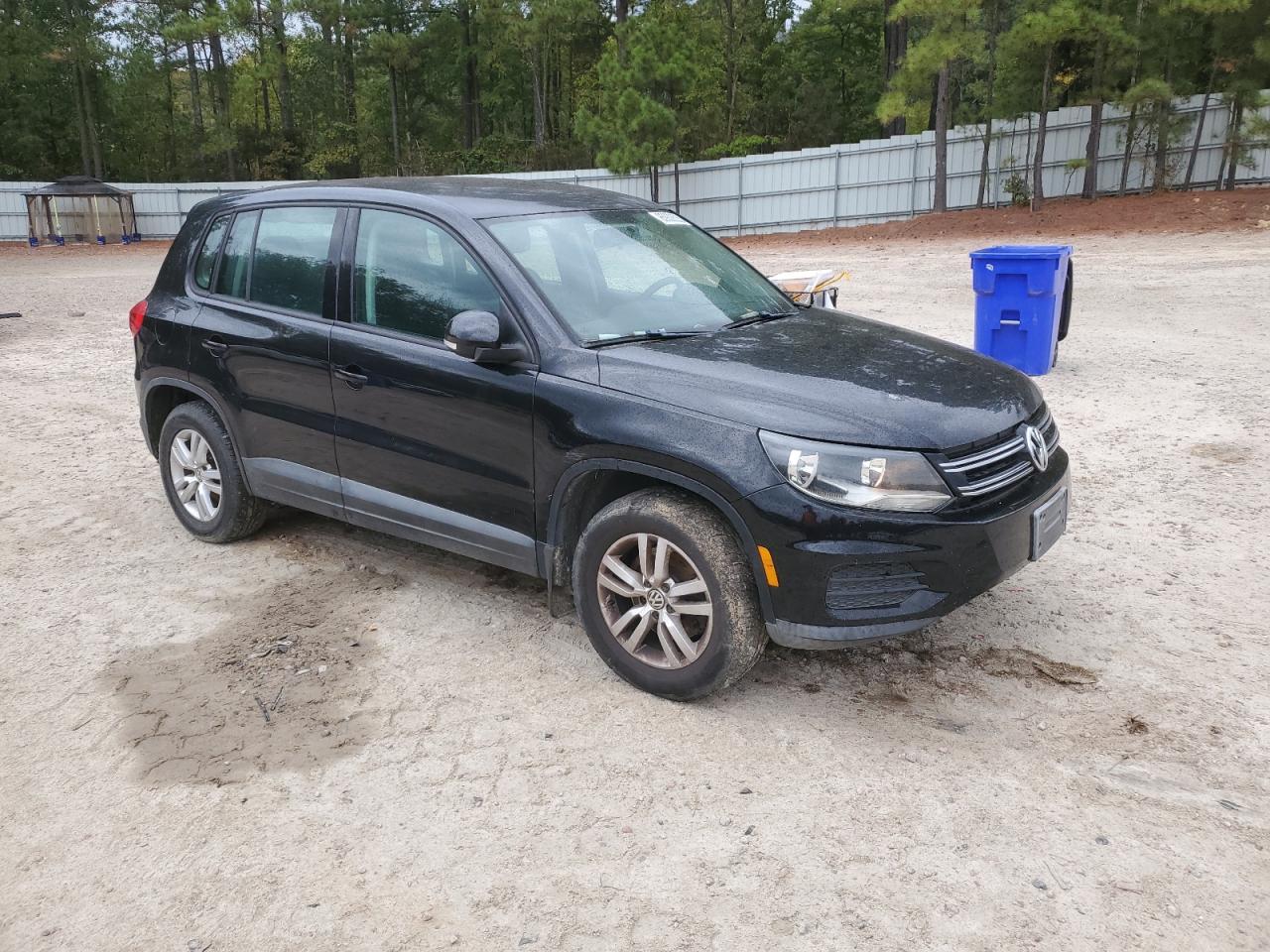 2012 Volkswagen Tiguan S - Фото 4