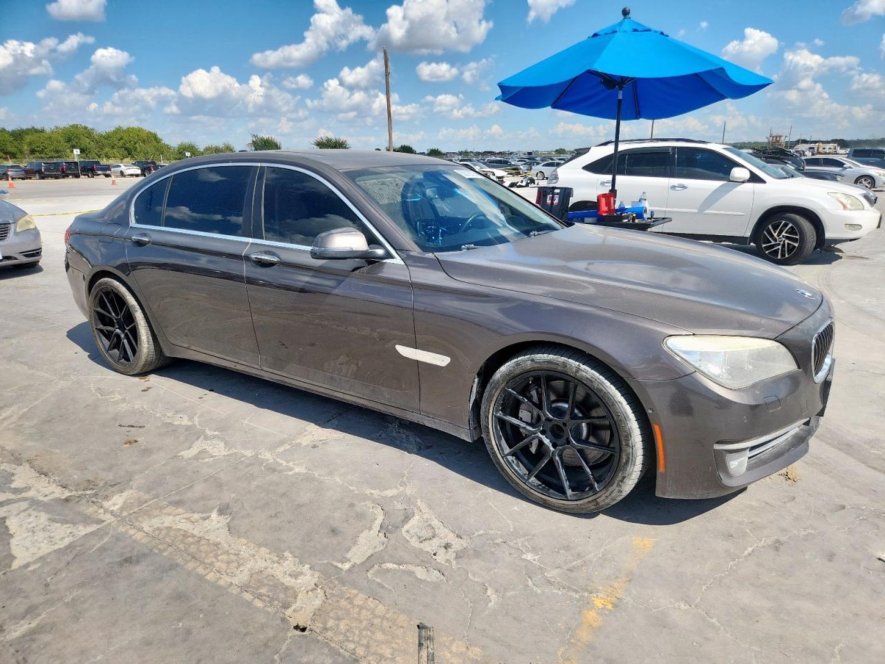 2014 BMW 750 Li - Фото 4