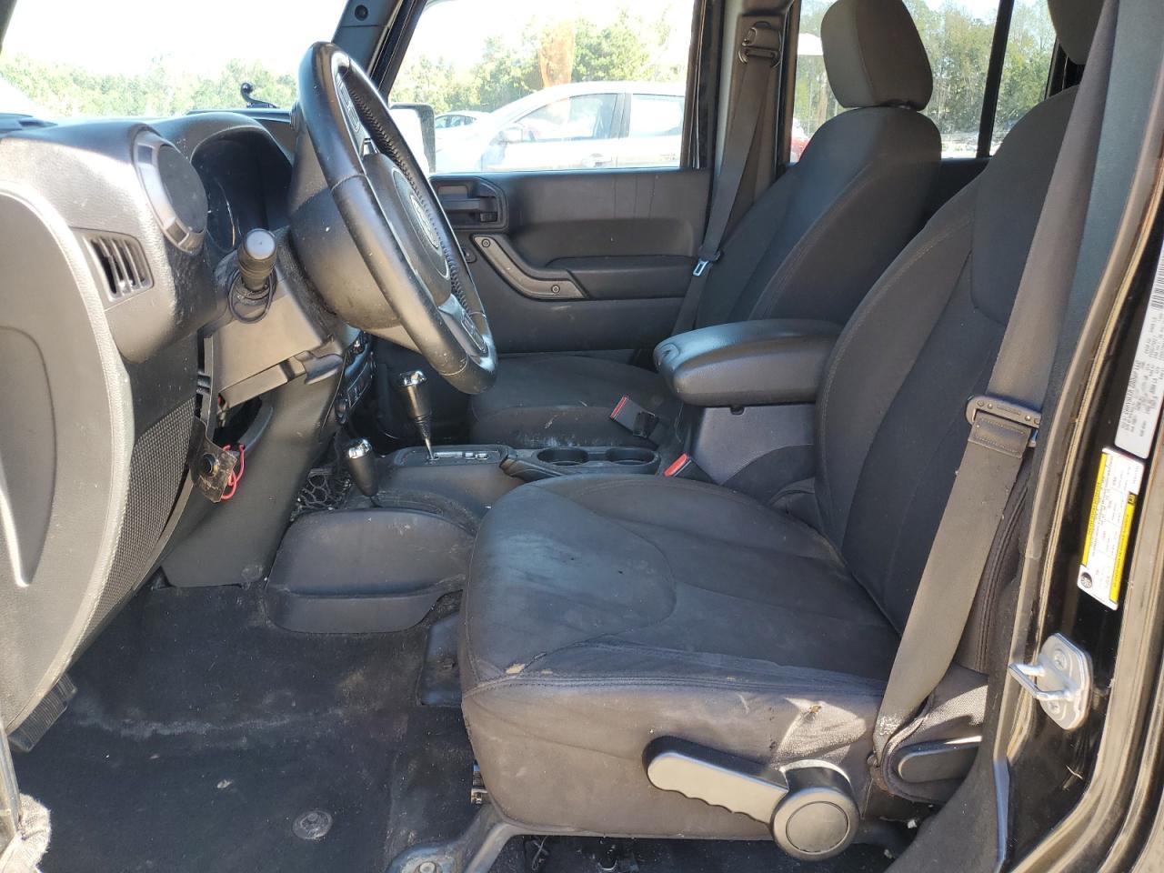 2015 Jeep Wrangler Unlimited Sport - Image 7