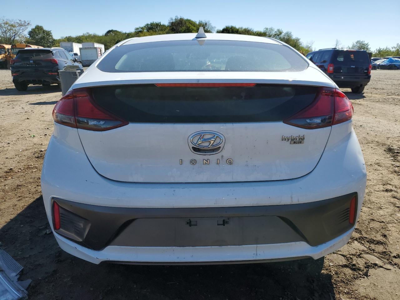 2021 Hyundai Ioniq Blue - Фото 6