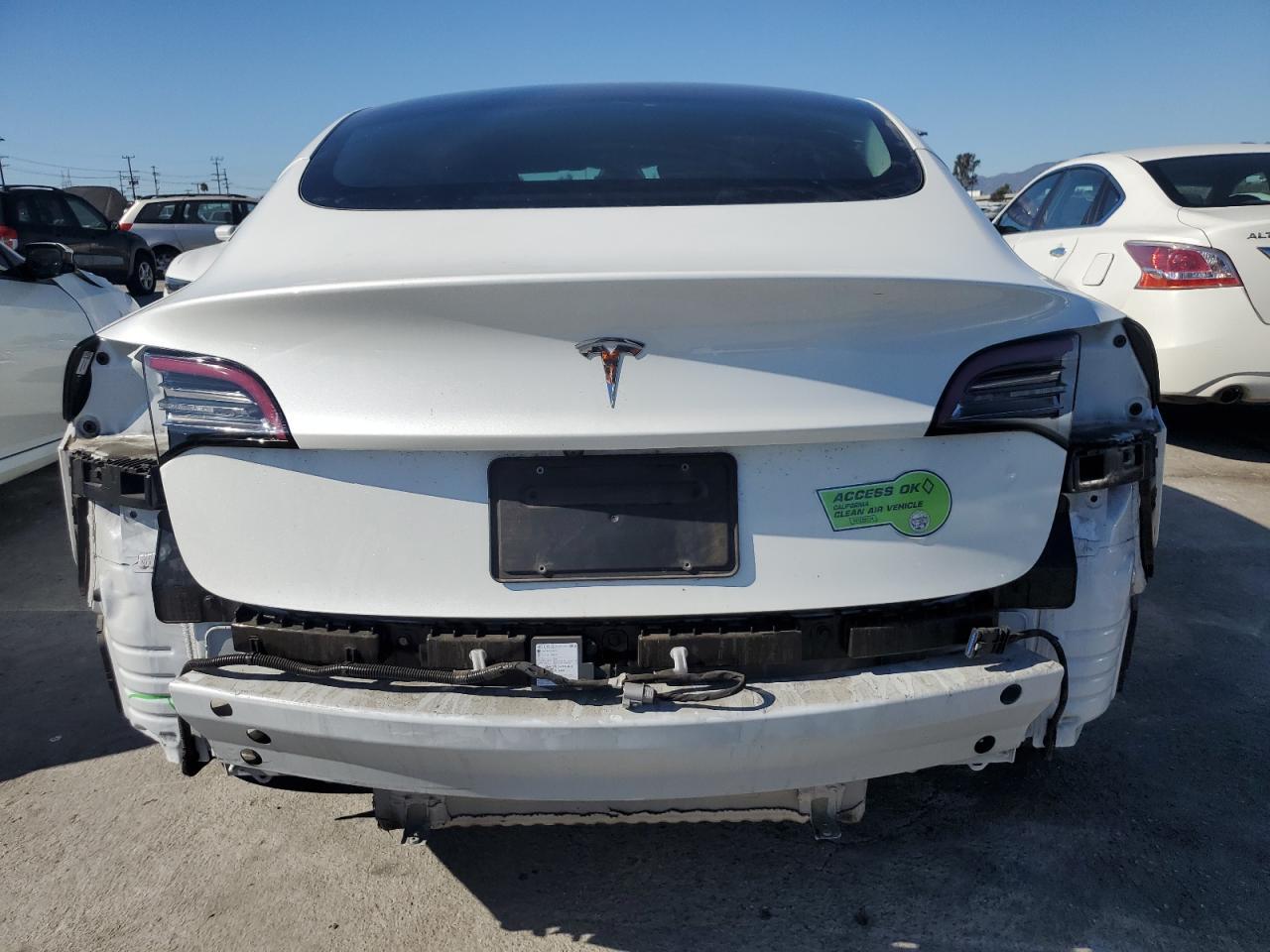 2023 Tesla Model 3 - Image 6