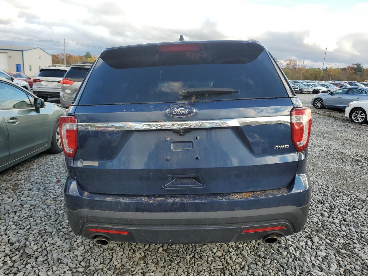 2016 Ford Explorer - Фото 6