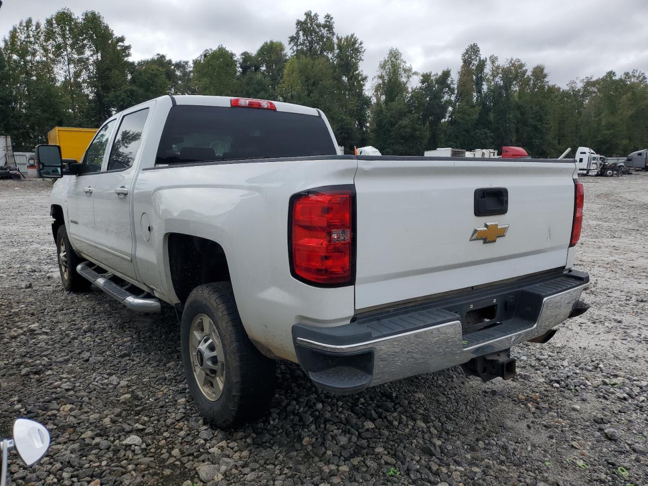 2018 Chevrolet Silverado K2500 Heavy Duty Lt - Image 2