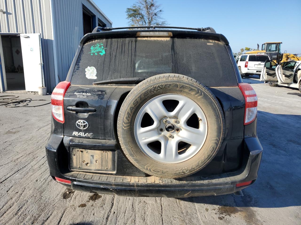 2011 Toyota Rav4 - Фото 6