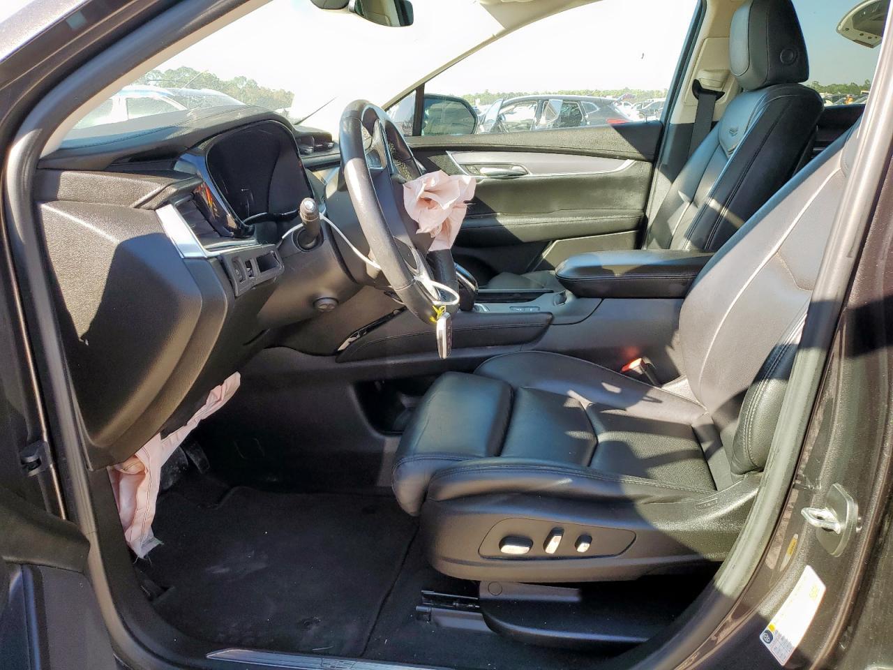 2017 Cadillac Xt5 Premium Luxury - Image 7