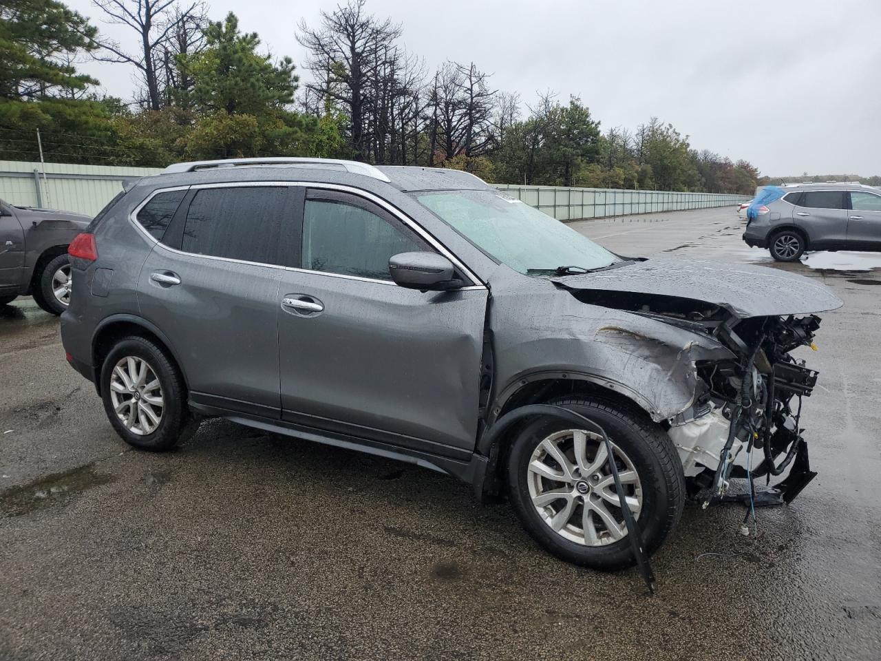 2020 Nissan Rogue S - Фото 4