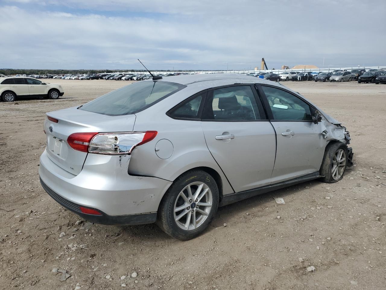 2018 Ford Focus Se - Фото 3