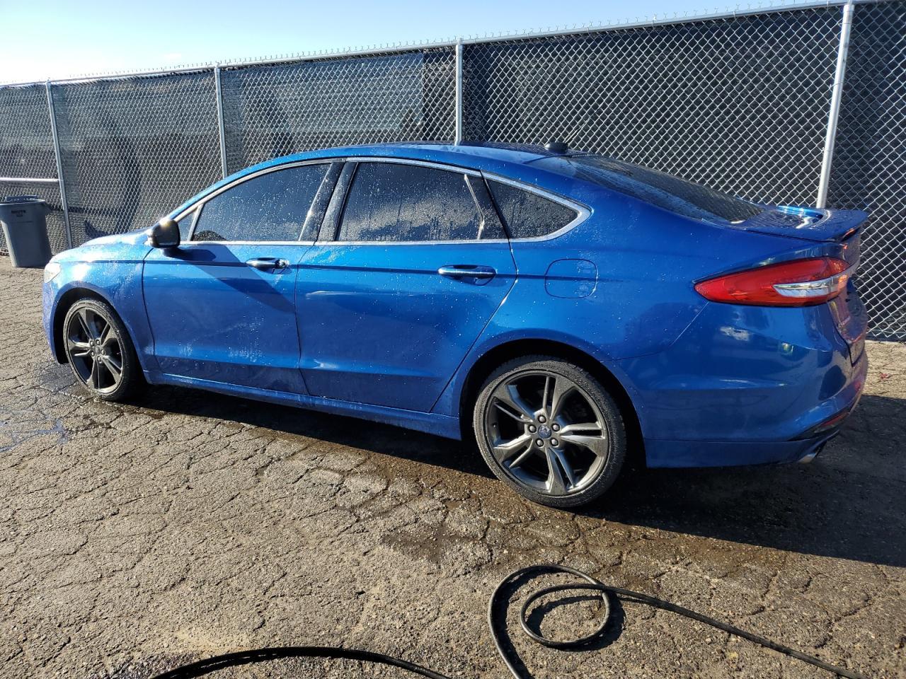 2017 Ford Fusion Sport - Фото 2