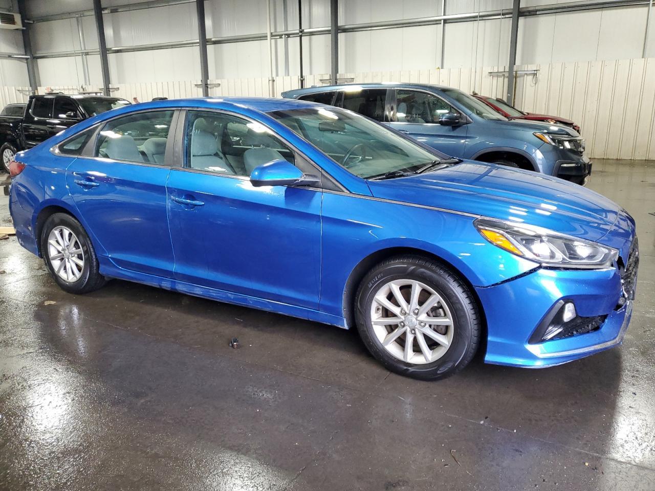 2019 Hyundai Sonata - Image 4