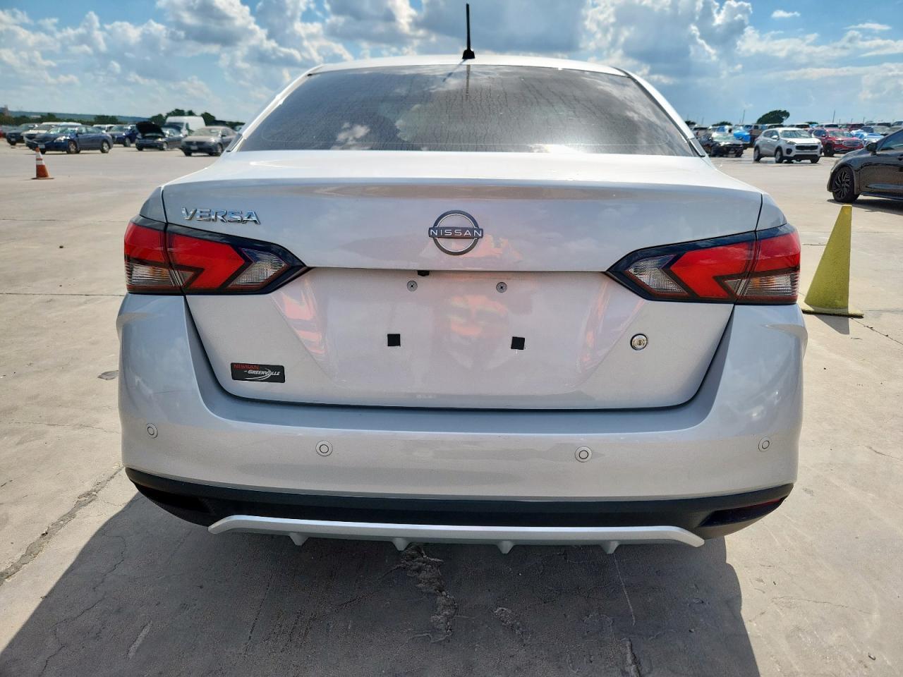 2024 Nissan Versa S - Фото 6