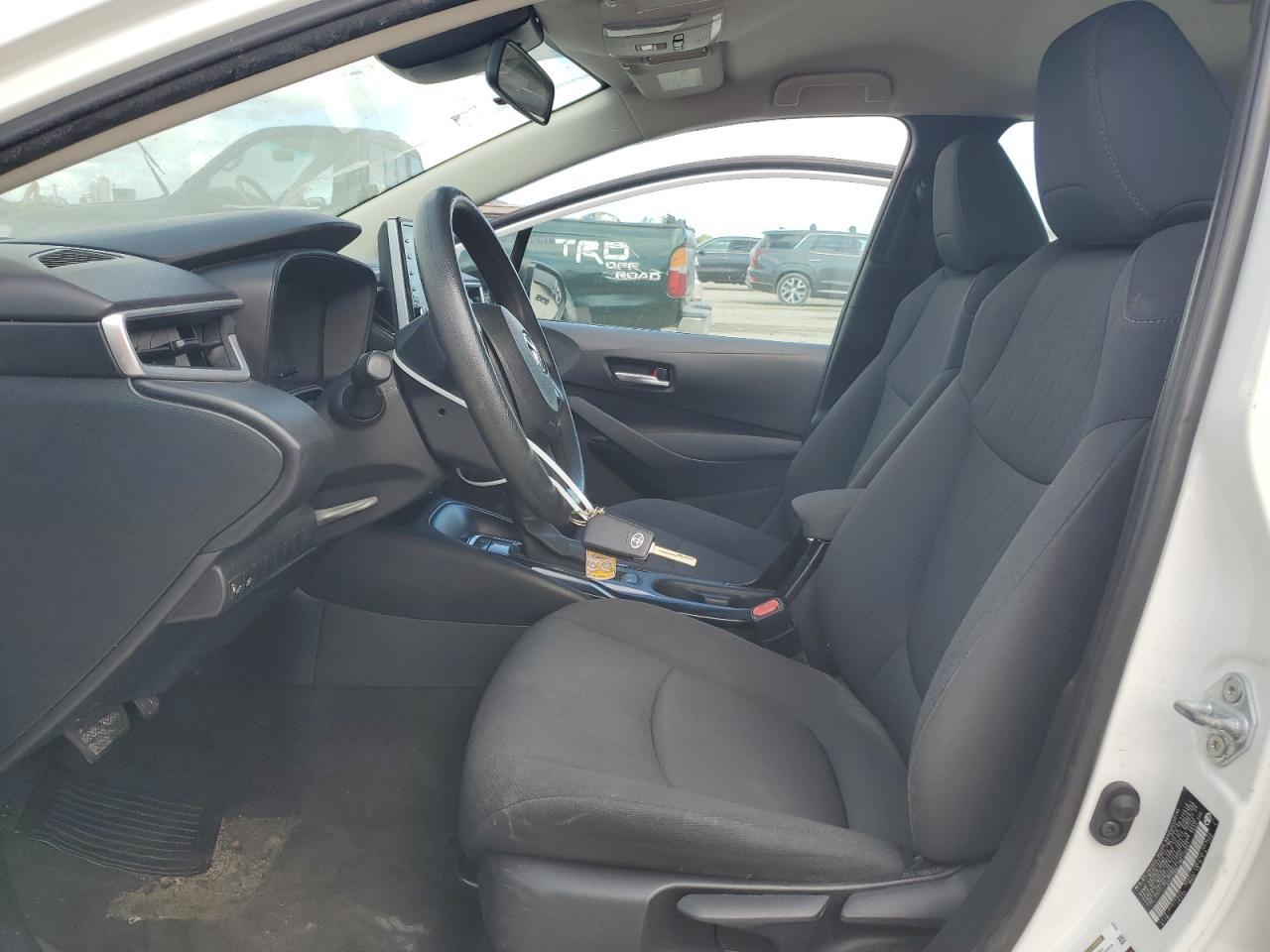 2021 Toyota Corolla Le - Фото 7