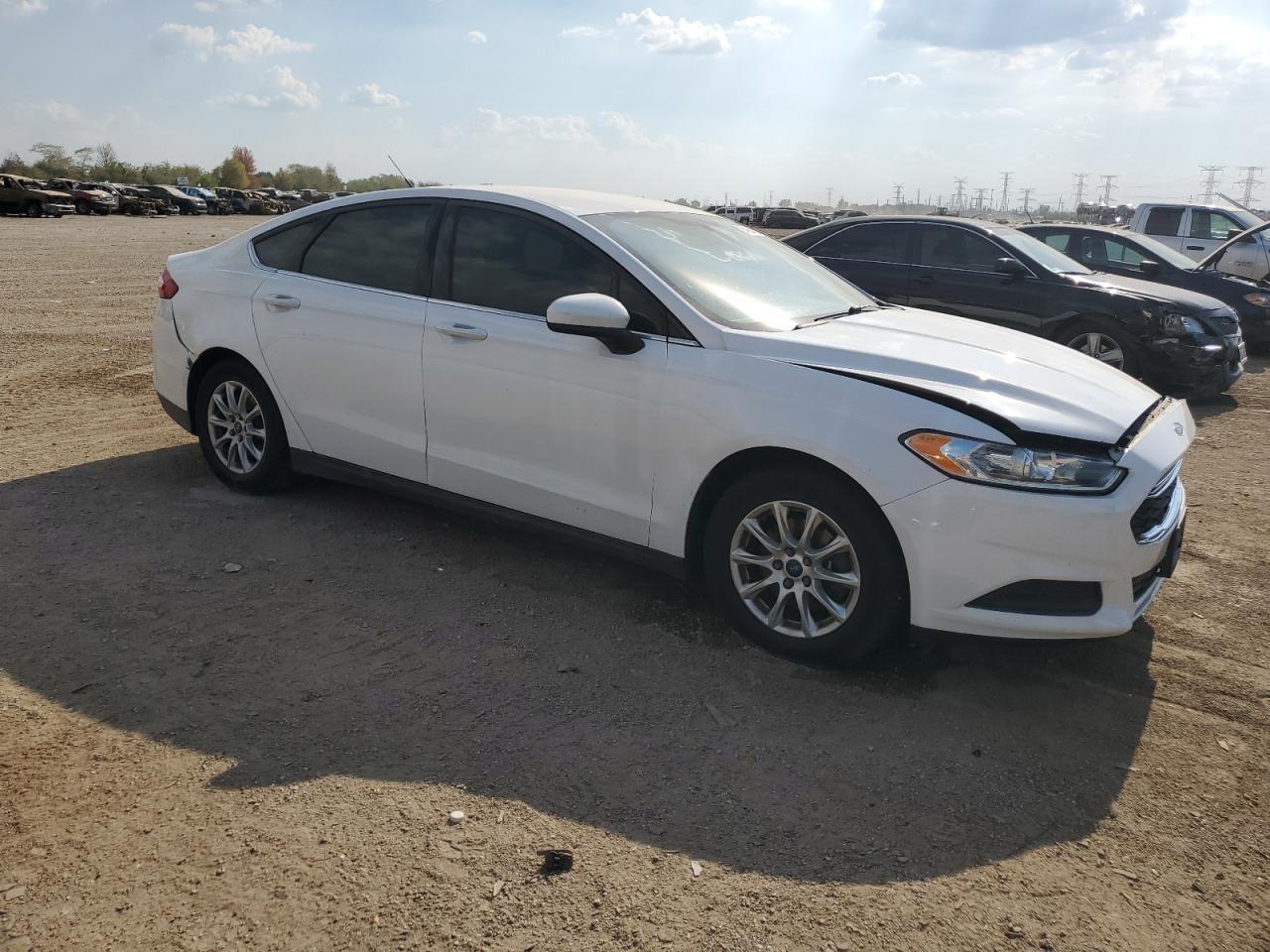 2016 Ford Fusion S - Image 4