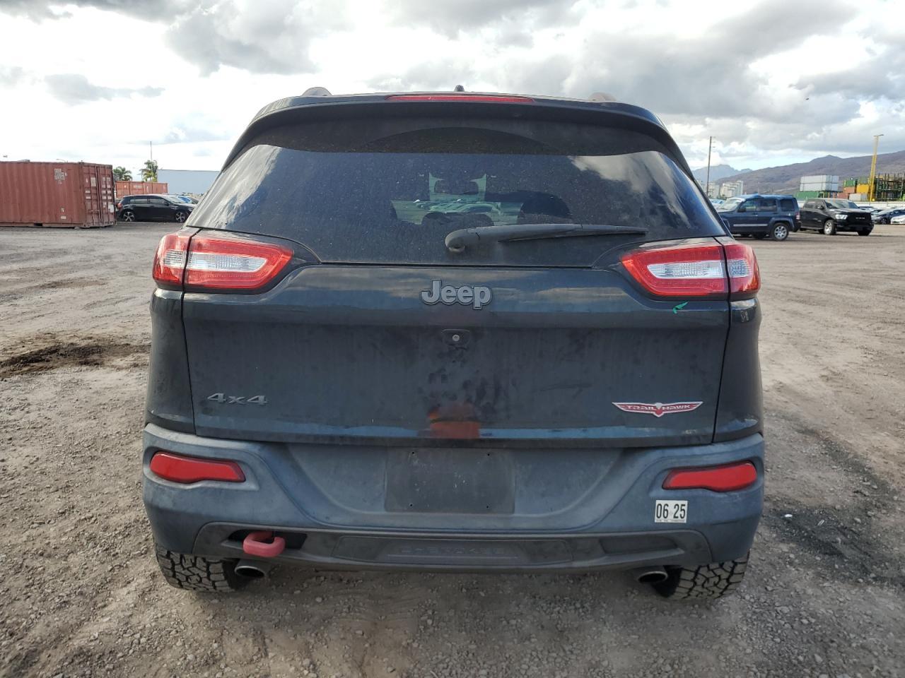 2015 Jeep Cherokee - Фото 6