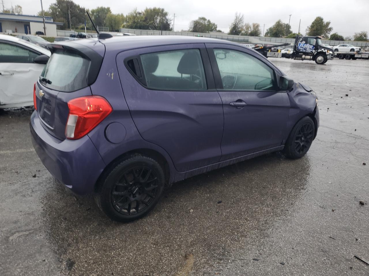 2017 Chevrolet Spark Ls - Фото 3