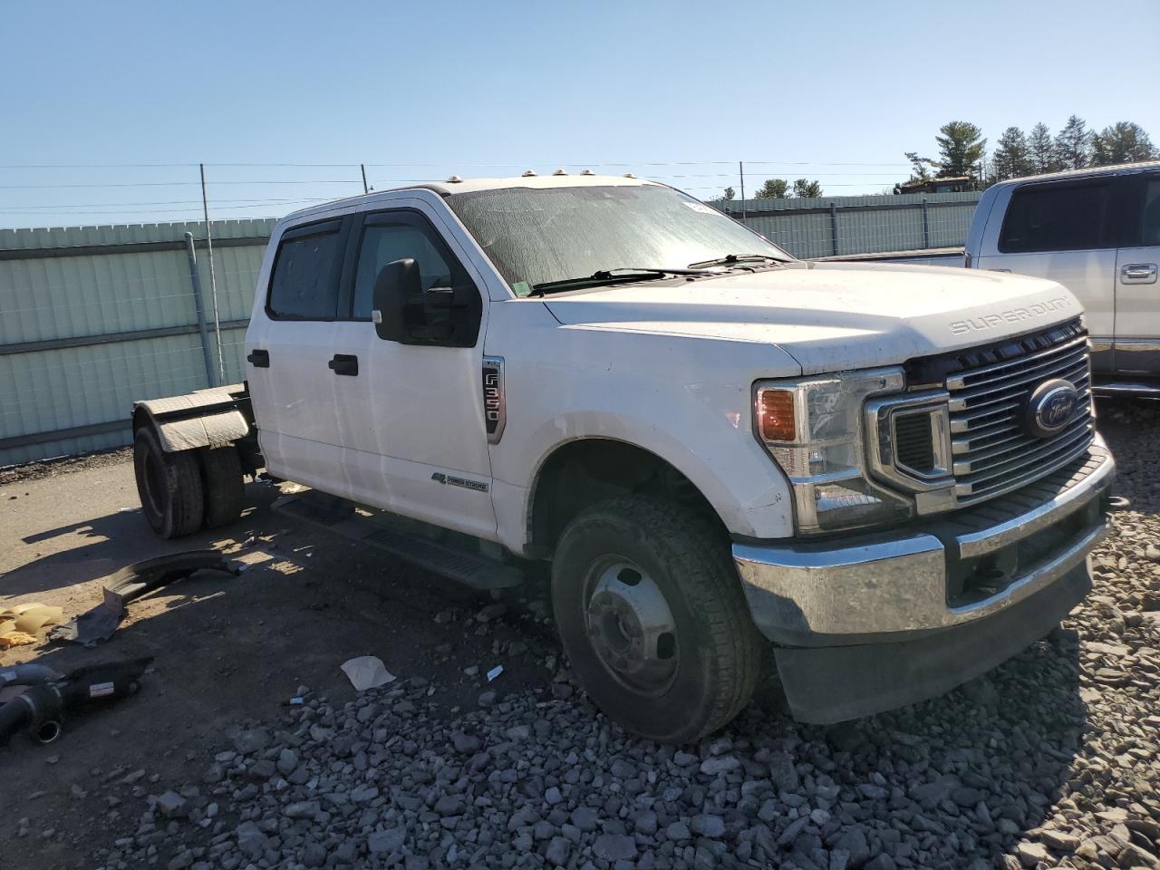 2021 Ford F350 Super Duty - Фото 4
