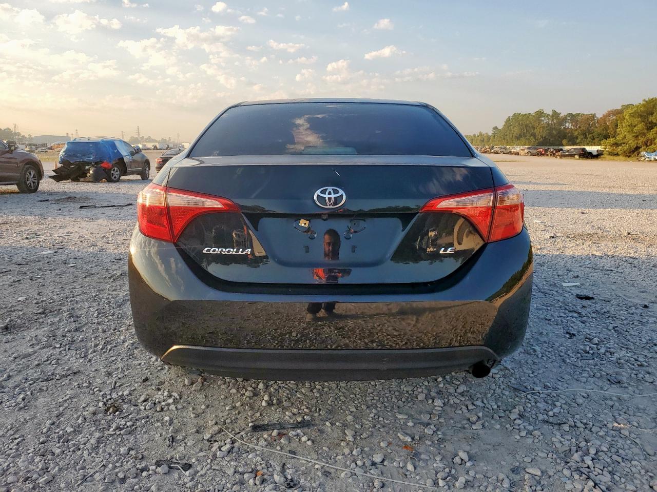 2017 Toyota Corolla L - Фото 6