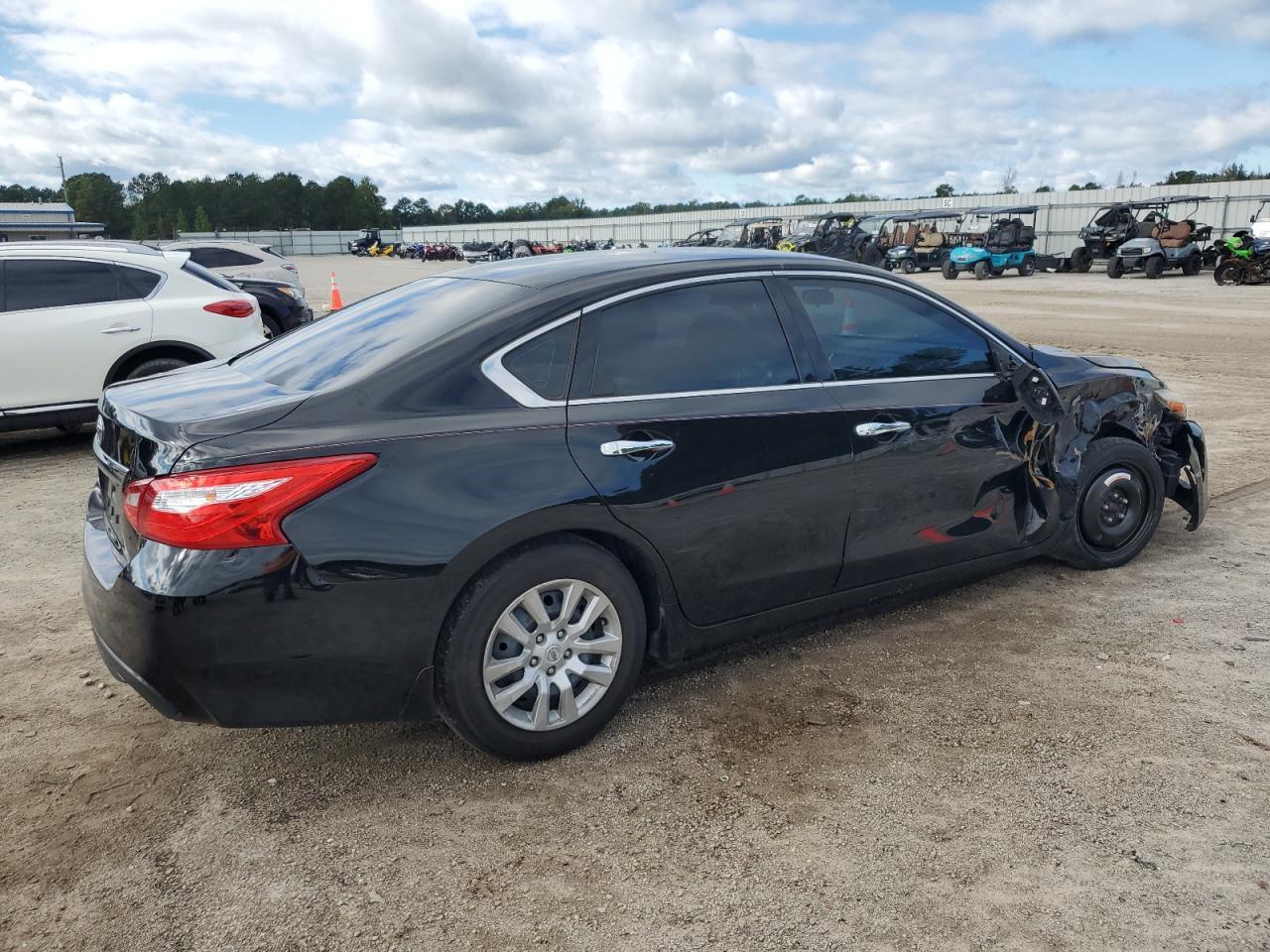 2016 Nissan Altima 2.5 - Image 3