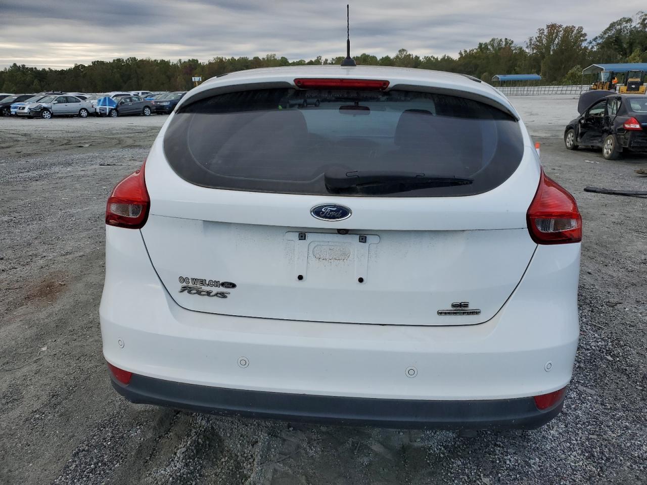 2016 Ford Focus Se - Фото 6
