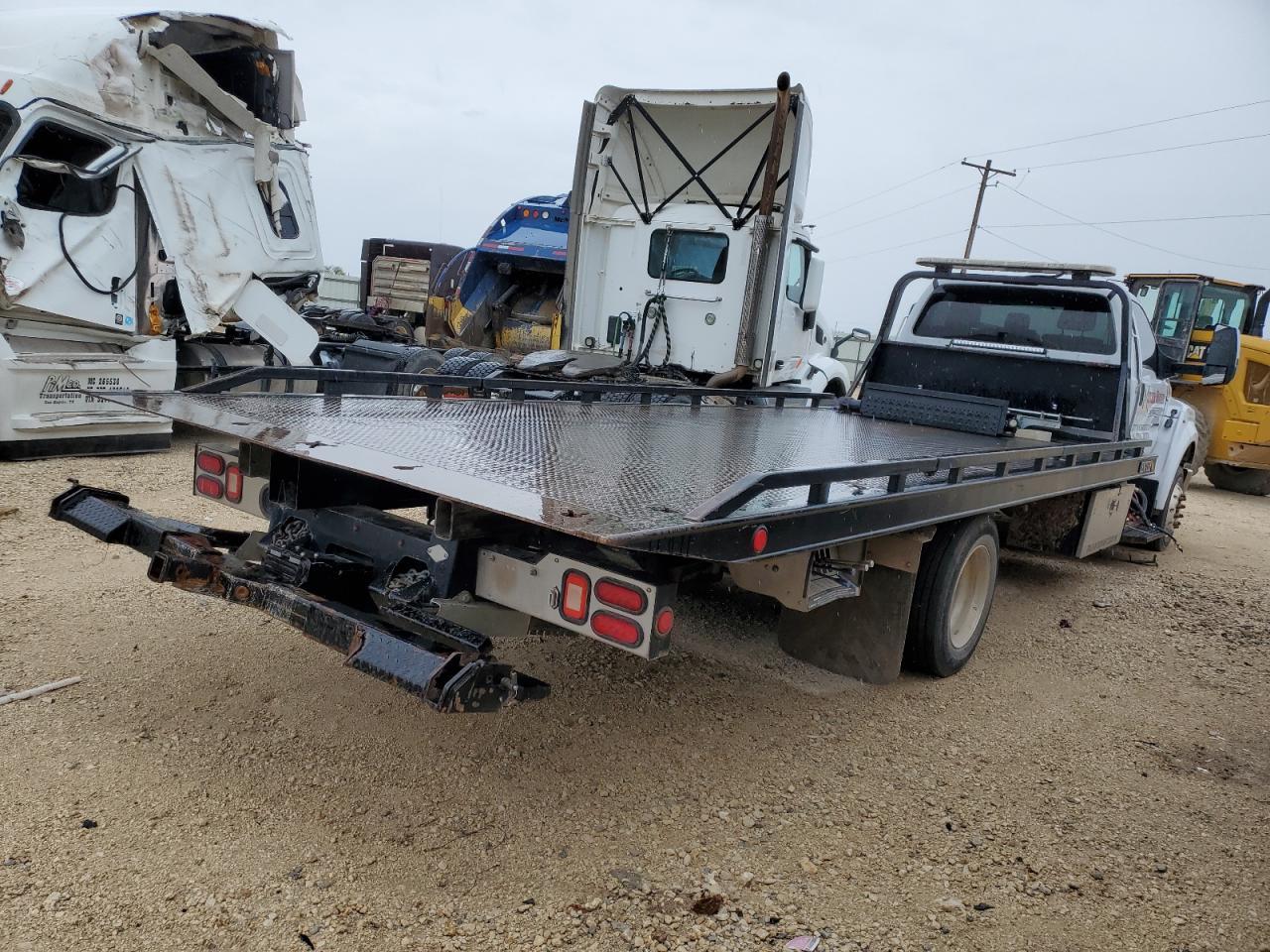 2019 Ford F650 Super Duty - Фото 4