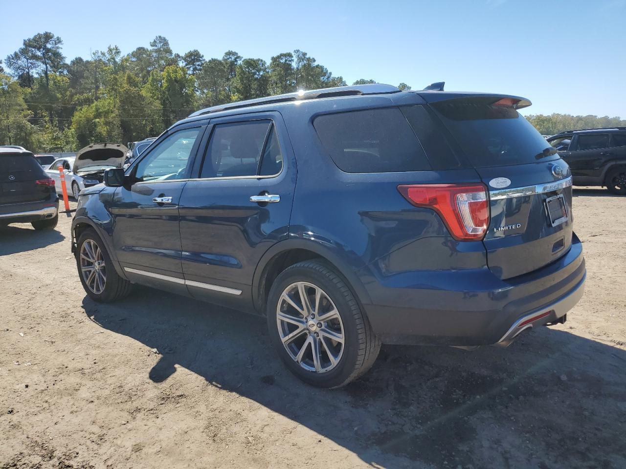 2017 Ford Explorer Limited - Фото 2