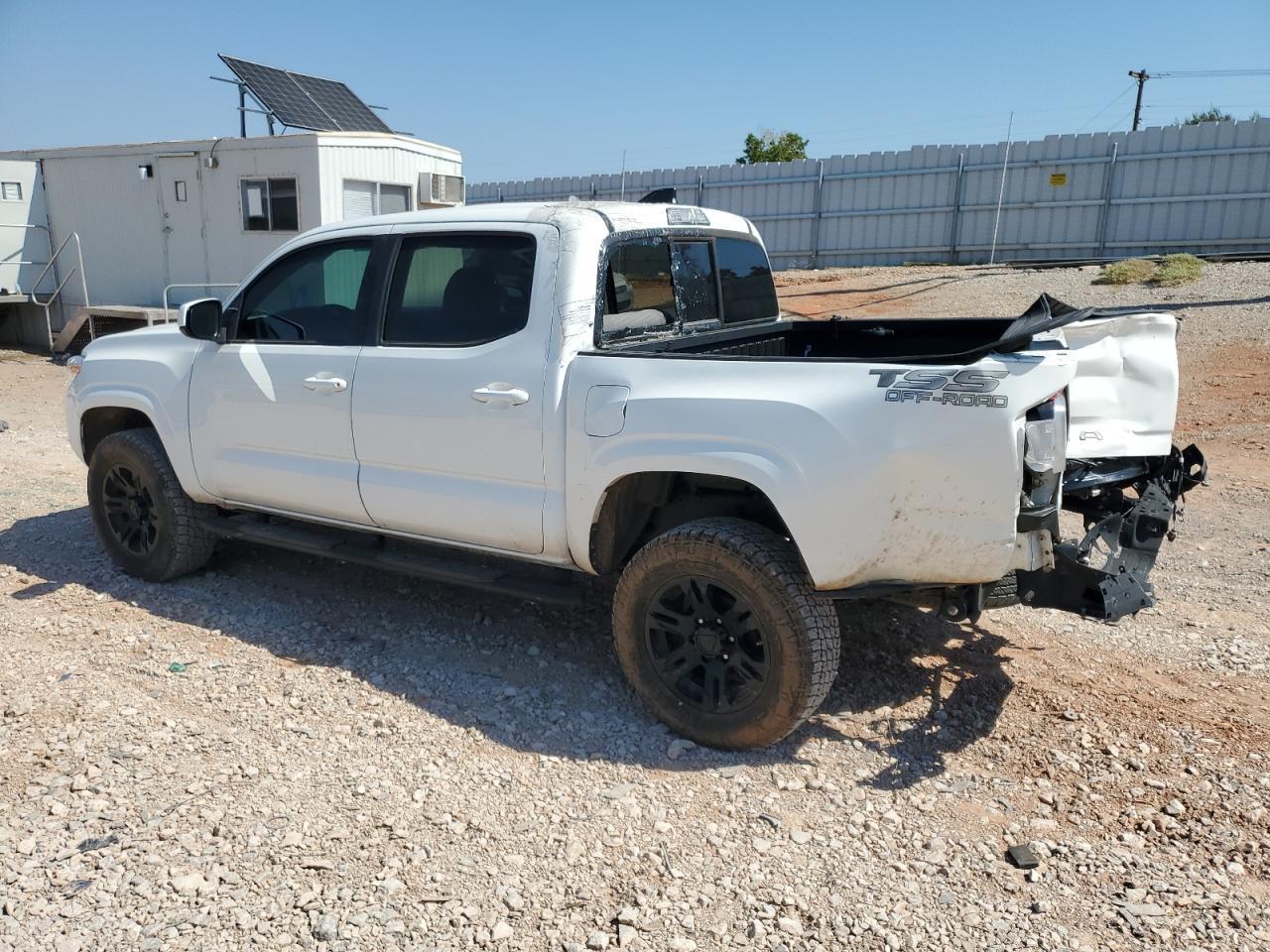 2022 Toyota Tacoma Double Cab - Фото 2