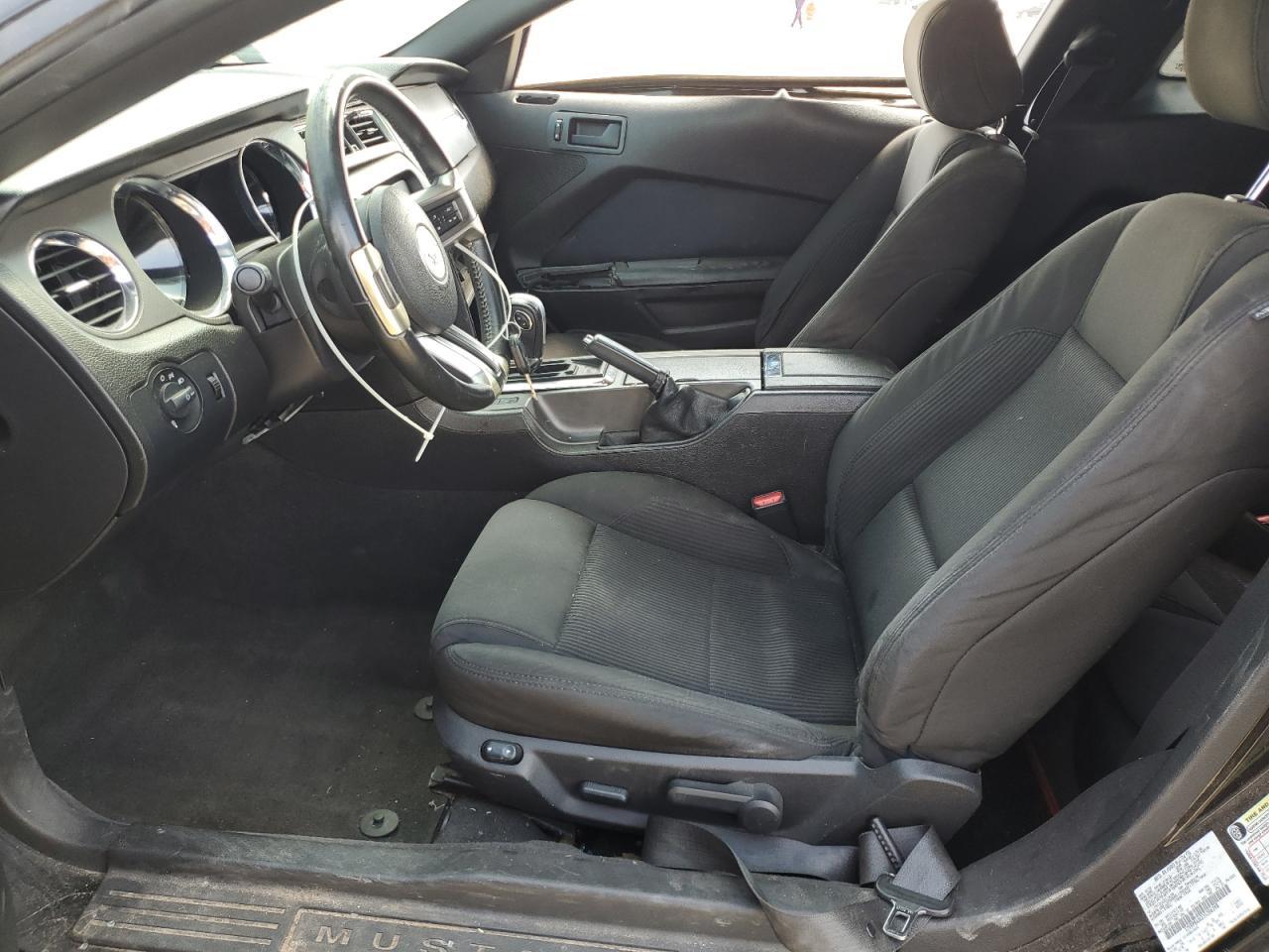 2013 Ford Mustang - Фото 7