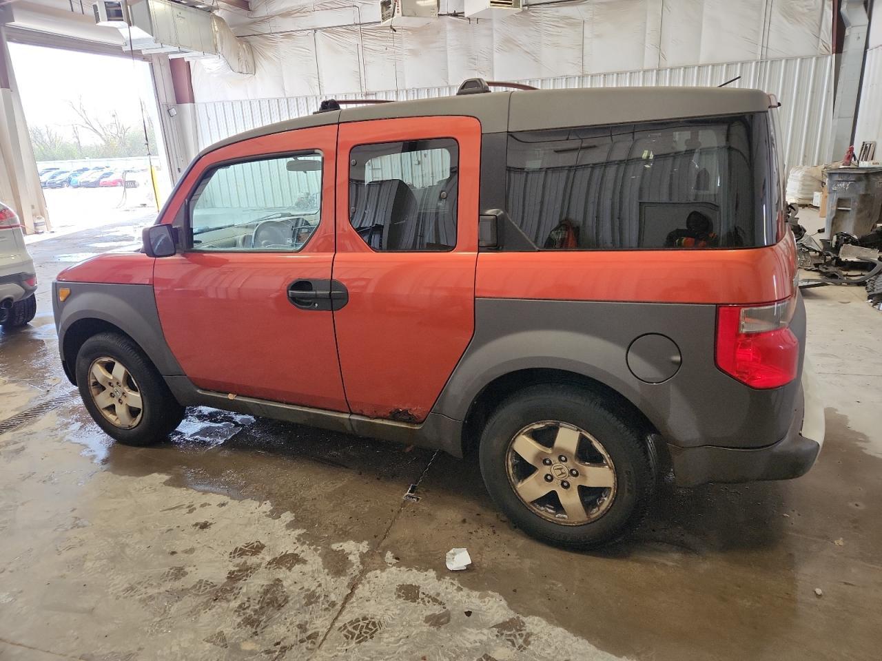 2004 Honda Element - Фото 2