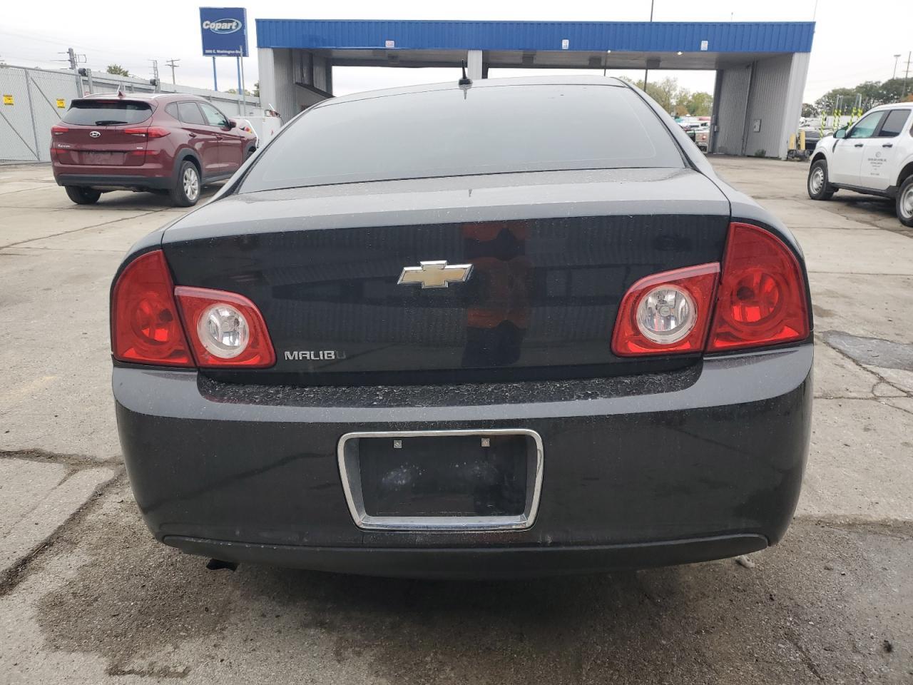 2010 Chevrolet Malibu Ls - Фото 6