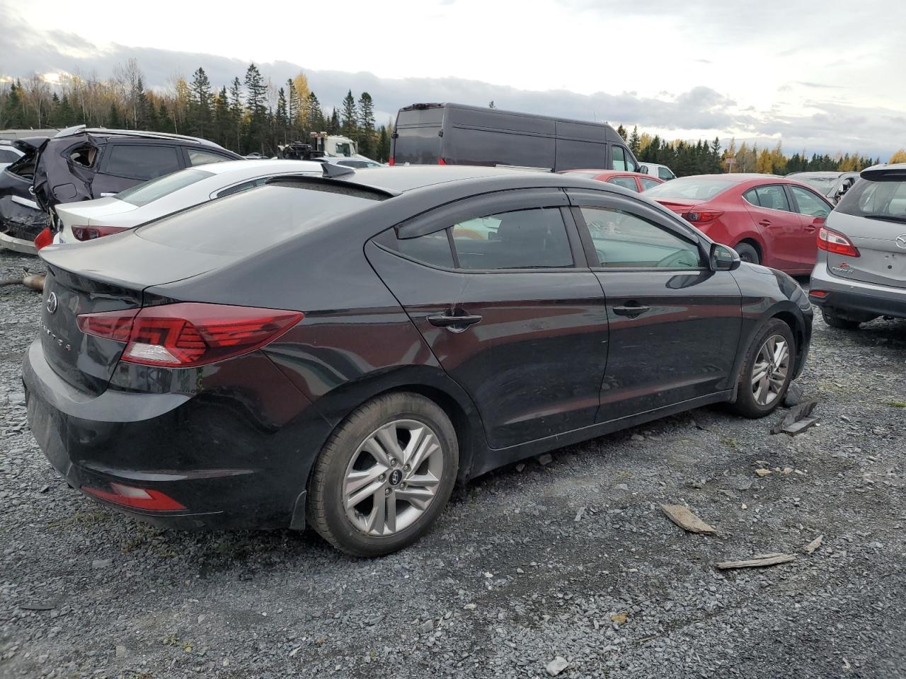 2020 Hyundai Elantra Sel - Image 3