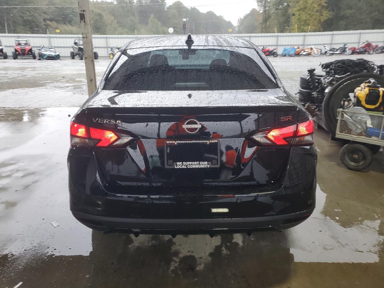 2025 Nissan Versa Sr - Image 6