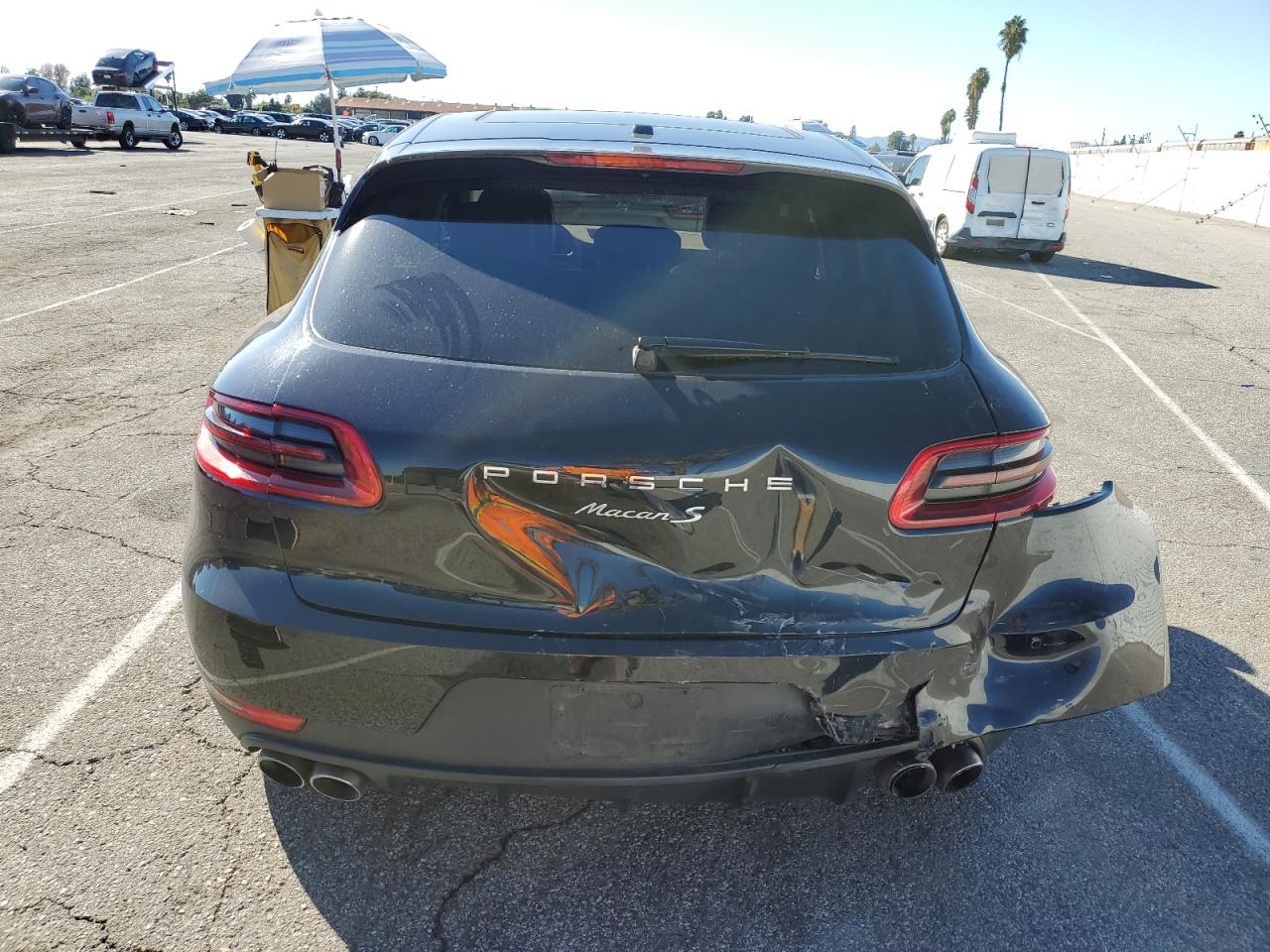 2016 Porsche Macan S - Image 6