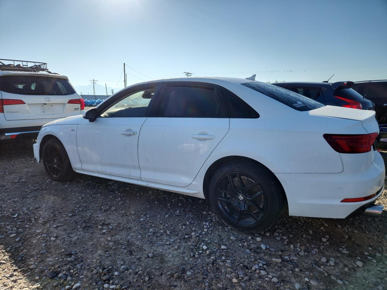 2018 Audi A4 Premium - Фото 2