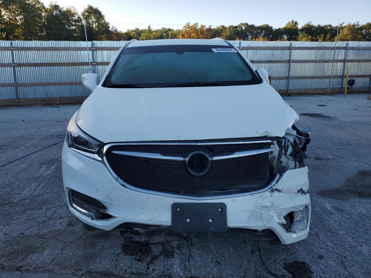 2019 Buick Enclave Essence - Image 5