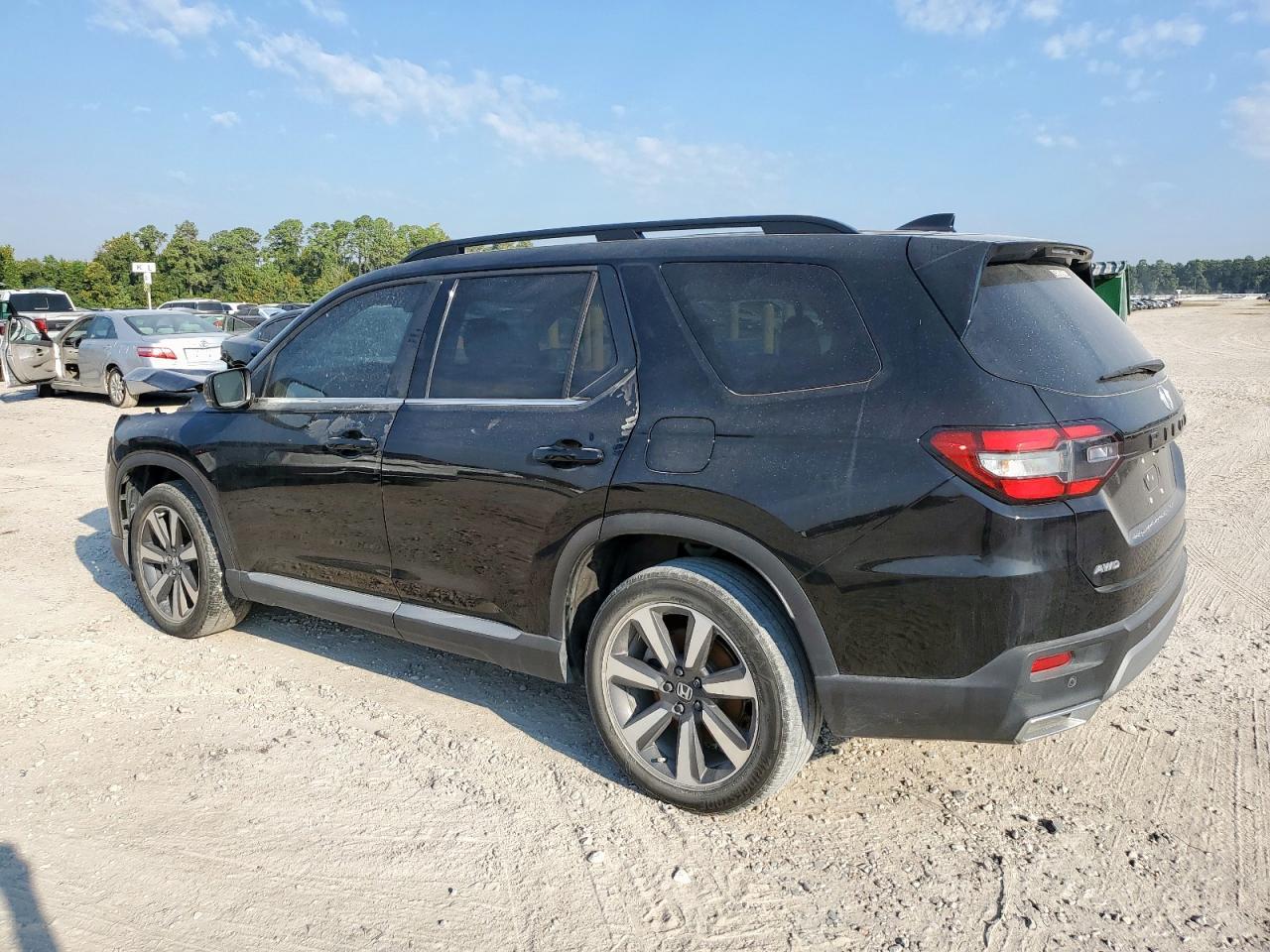 2023 Honda Pilot Elite - Фото 2