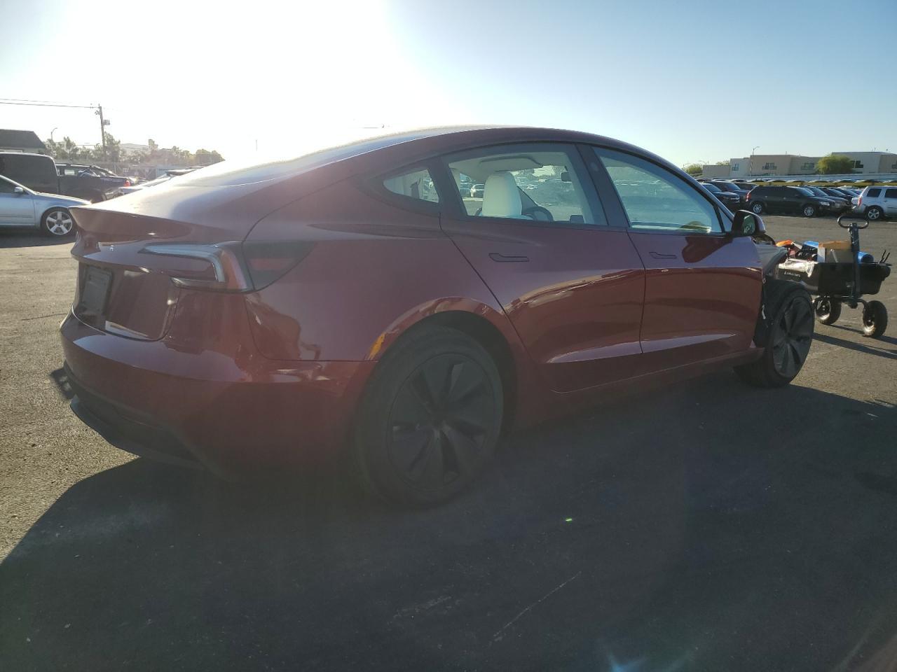 2025 Tesla Model 3 - Image 3