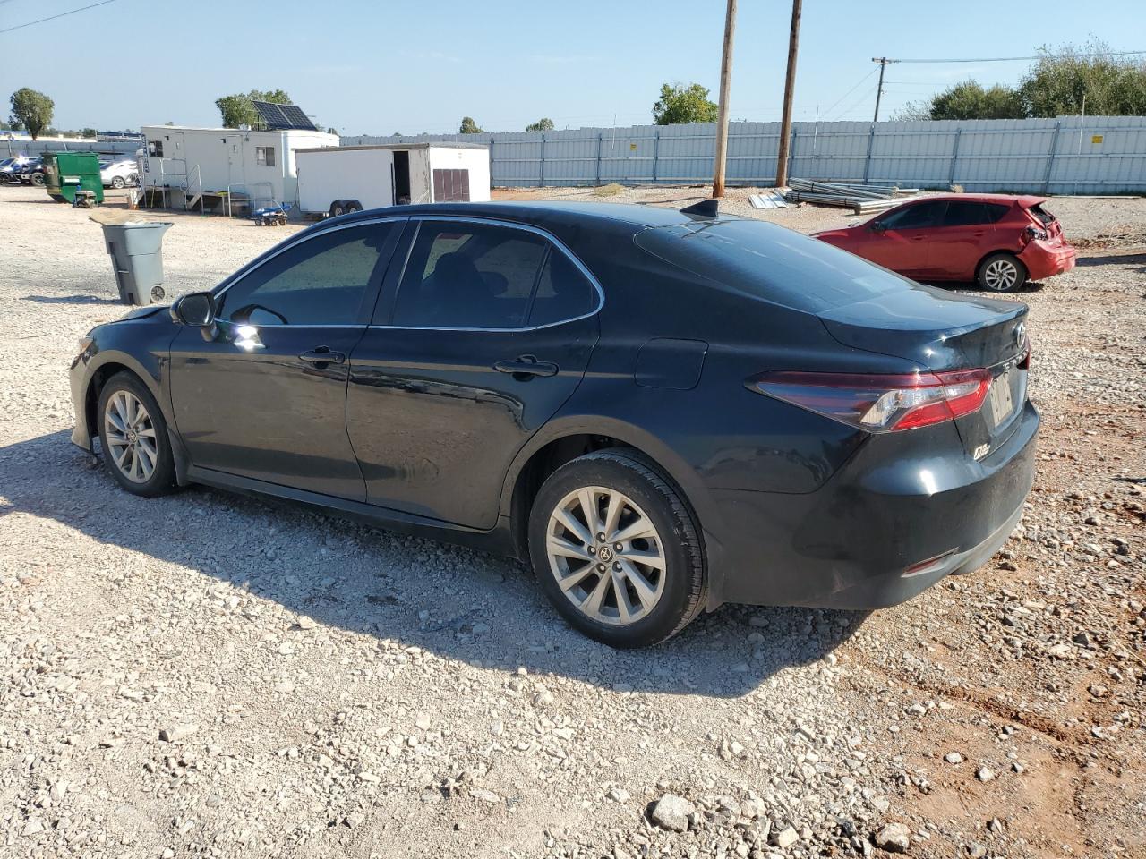 2024 Toyota Camry Le - Фото 2