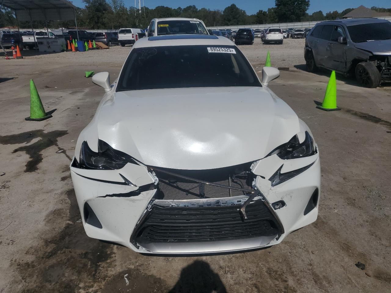 2017 Lexus Is 300 - Image 5