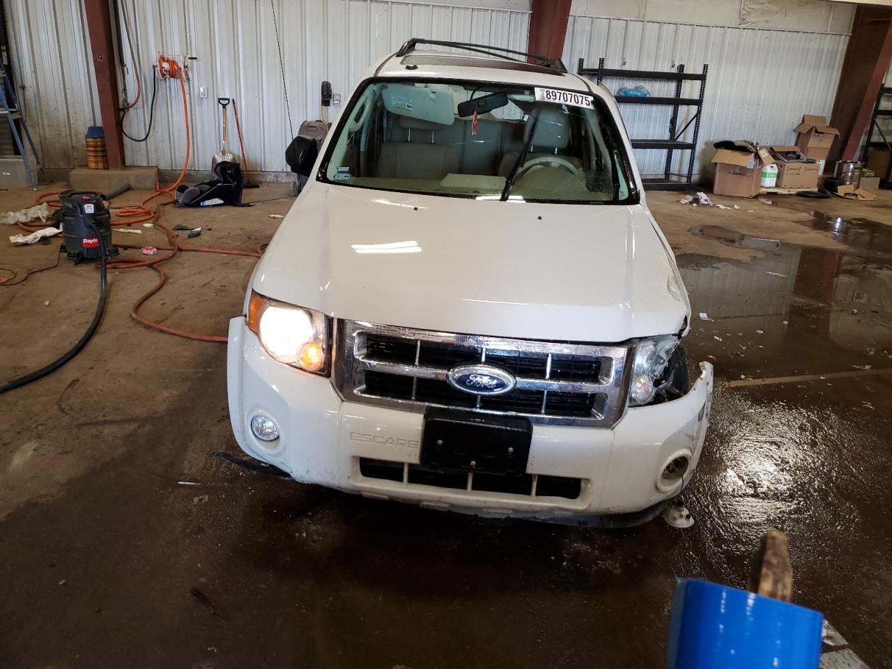 2010 Ford Escape Xlt - Image 5