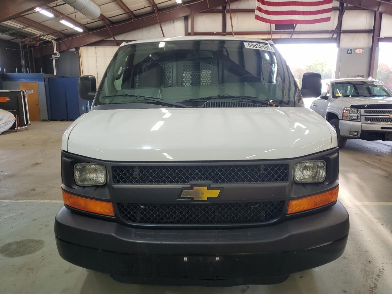 2016 Chevrolet Express G2500 - Image 5